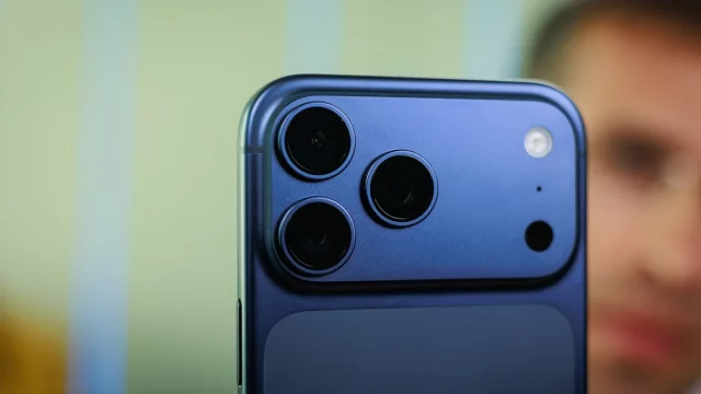 Таинственная полоса на корпусе iPhone 17 Pro: почему вам не стоит волноваться