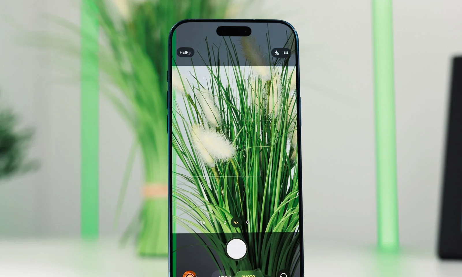 iOS 26.5 и iOS 27: как Apple мирит iPhone с Android и делает камеру по-настоящему профессиональной картинка Обновление iOS 27: ручная настройка камеры | DGL.RU