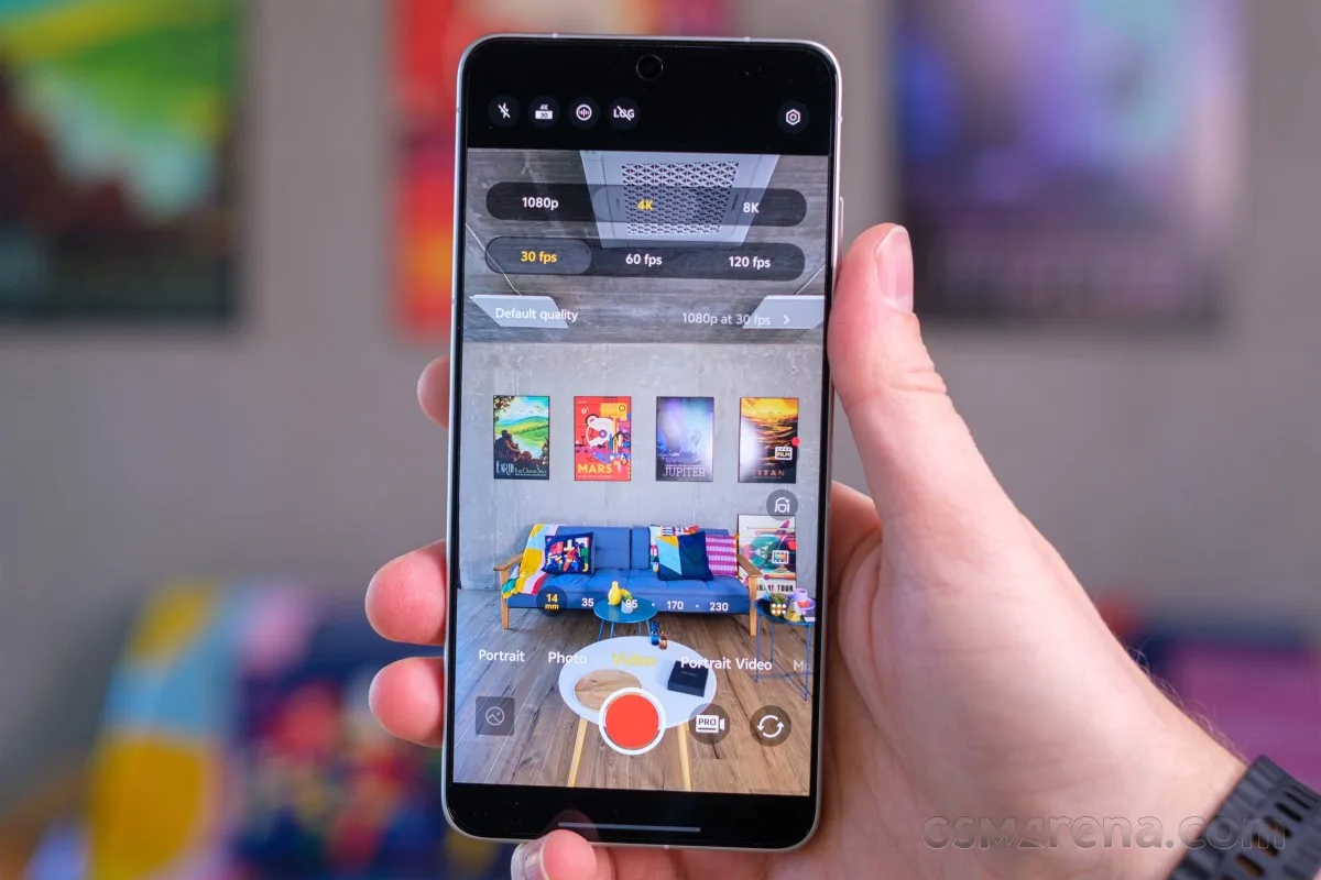 Обзор vivo X300 Ultra - фанатам мобильной фотографии посвящается картинка Смартфон vivo X300 Ultra: ставка на камеру 200 Мп | DGL.RU