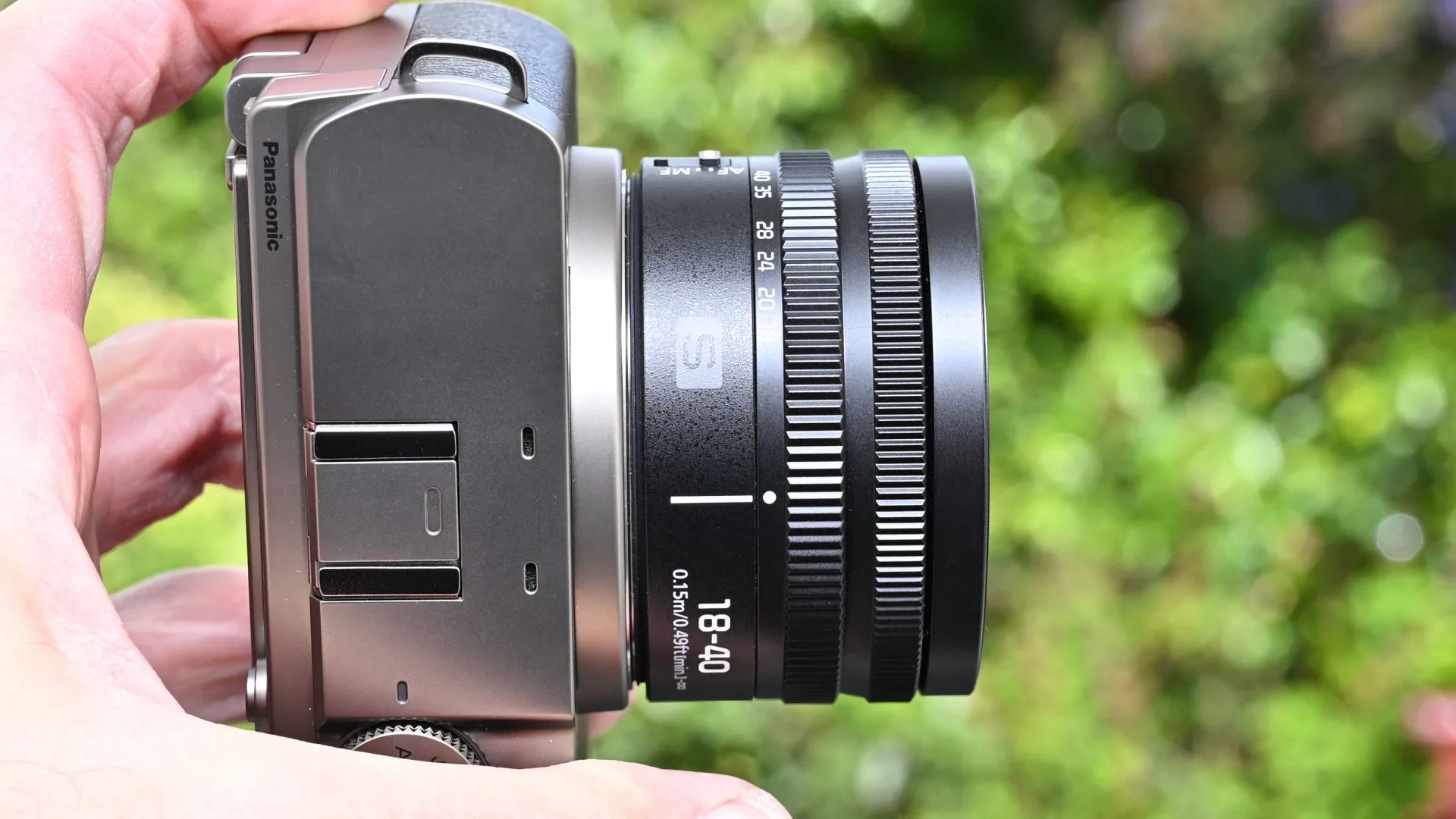 Обзор Panasonic Lumix S 18-40mm f/4.5-6.3 - миниатюрное чудо картинка Объектив Panasonic Lumix S 18-40mm: компакт | DGL.RU
