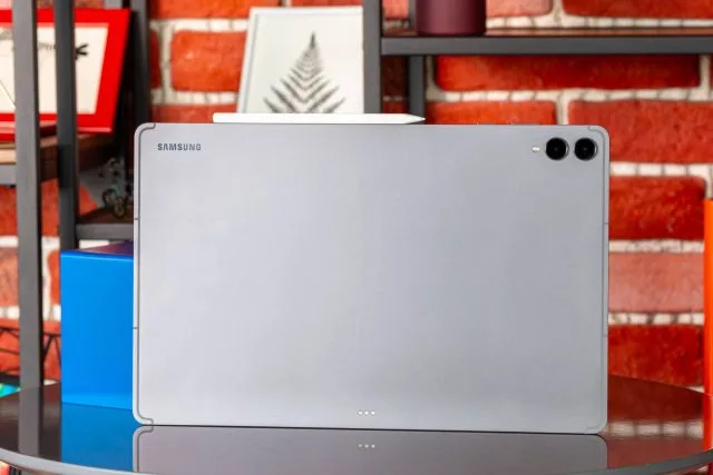 Dimensity 9500 в Galaxy Tab S12 Samsung готовит планшет с мощной графикой и продвинутым ИИ (1) Планшет Galaxy Tab S12: стоит ли его ждать | DGL.RU