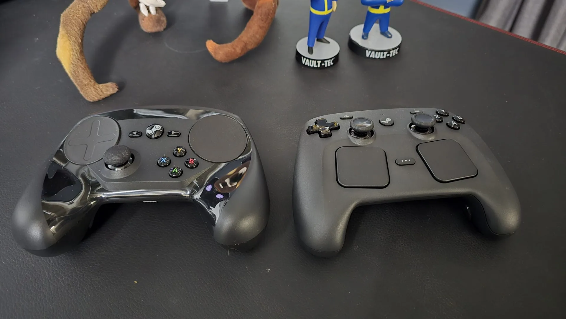 Обзор Valve Steam Controller (2026) - один из моих любимых геймпадов картинка Геймпад Valve Steam Controller удивил точностью | DGL.RU