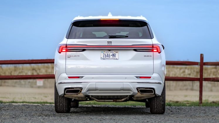 Обзор Buick Enclave Avenir AWD 2026 - доступный аналог Cadillac картинка Внедорожник Buick Enclave удивил роскошью | DGL.RU