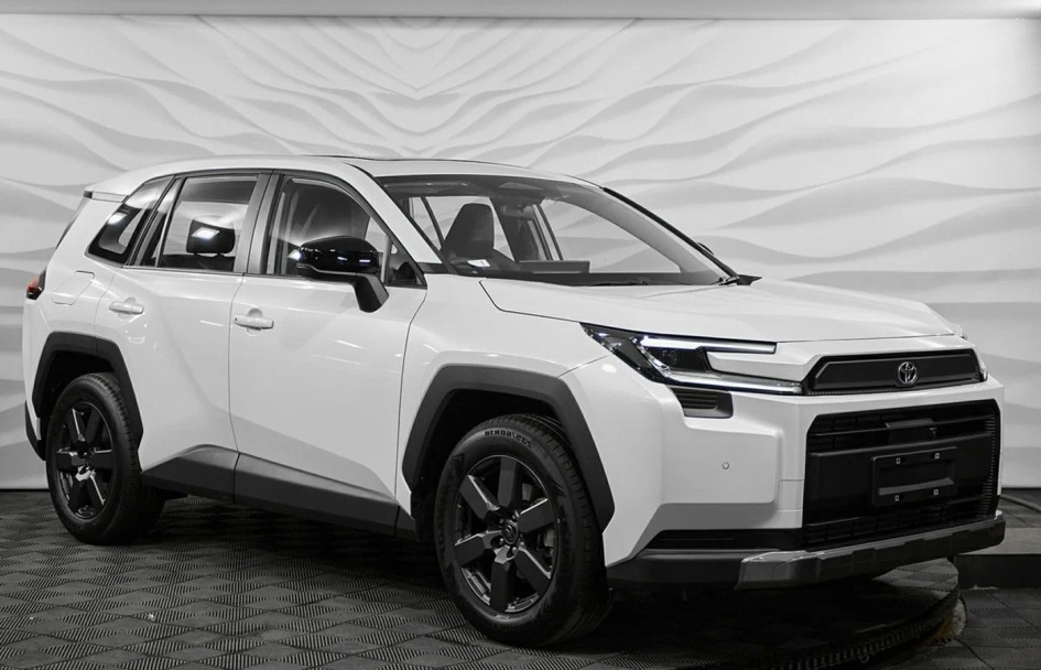 Toyota RAV4 XA60: что изменилось в новом поколении и стоит ли покупать в 2026