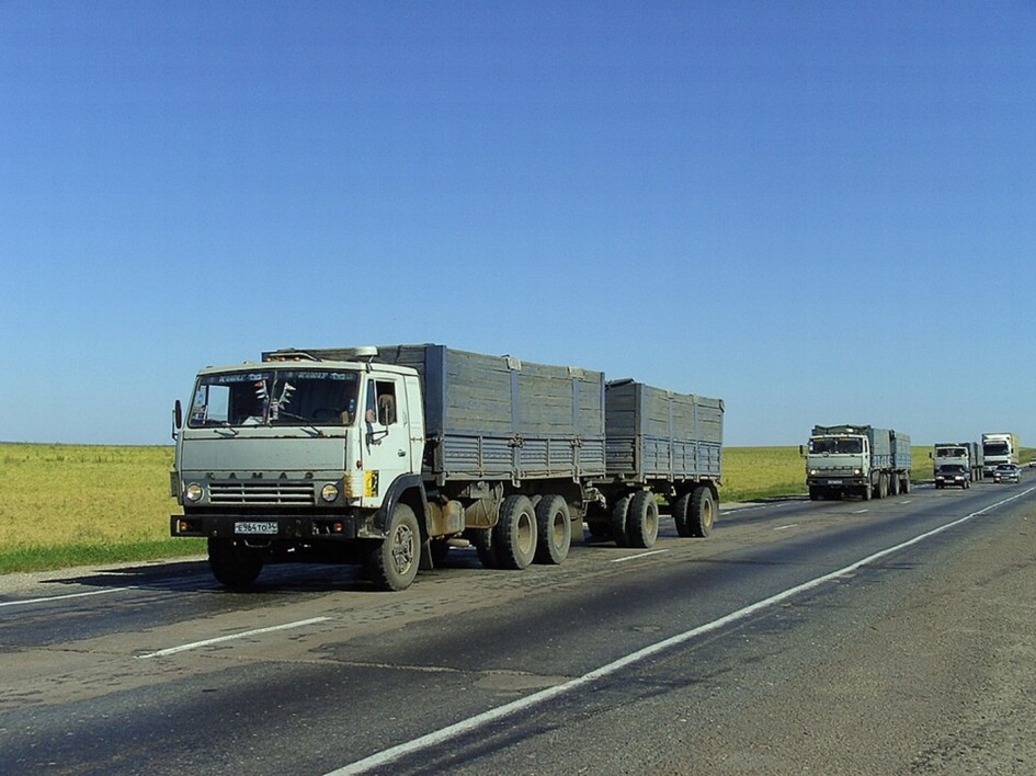 СССР трижды пытался купить западный грузовик, но создал КАМАЗ - как это изменило рынок