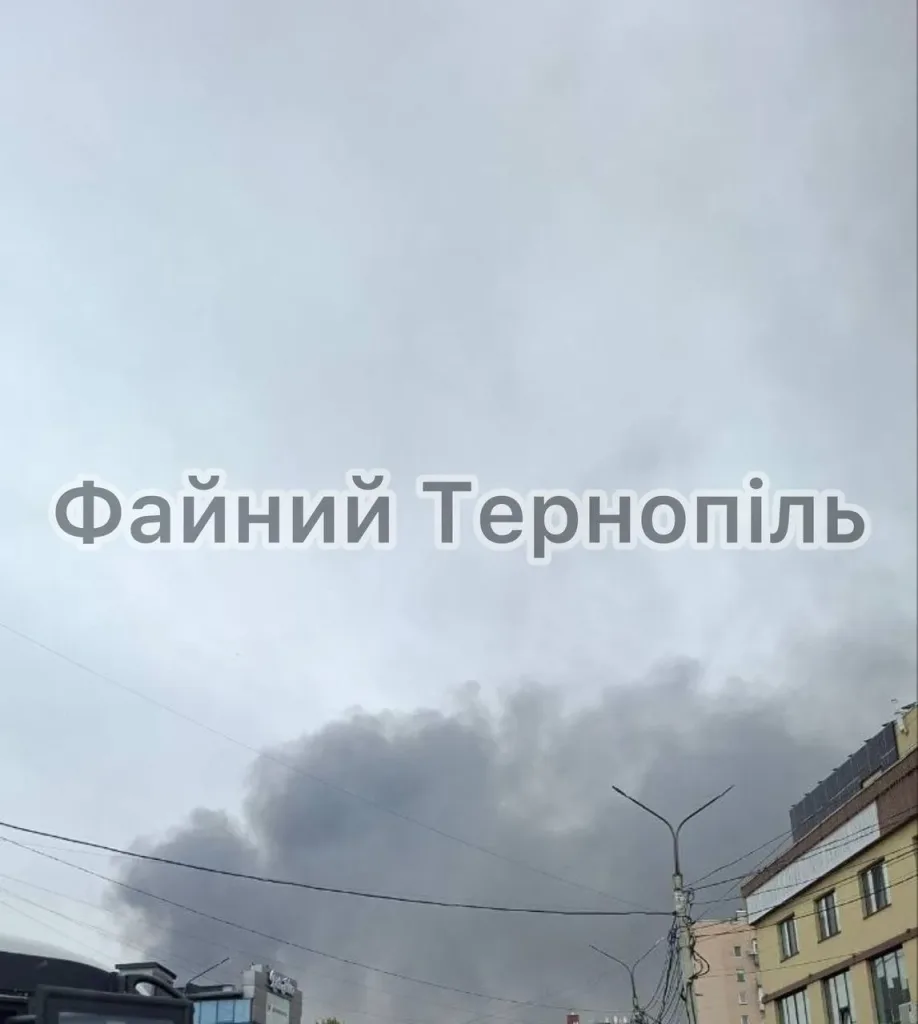 Целями ударов дронов-камикадзе «Герань-2» в Тернополе сегодня днём стали складские помещения и территория радиозавода «Орион»