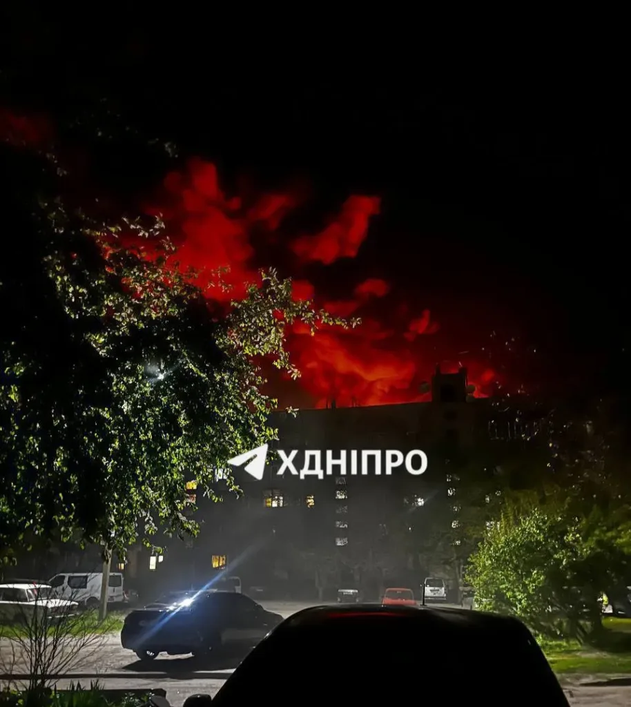 Окраины Днепропетровска горят после прилетов