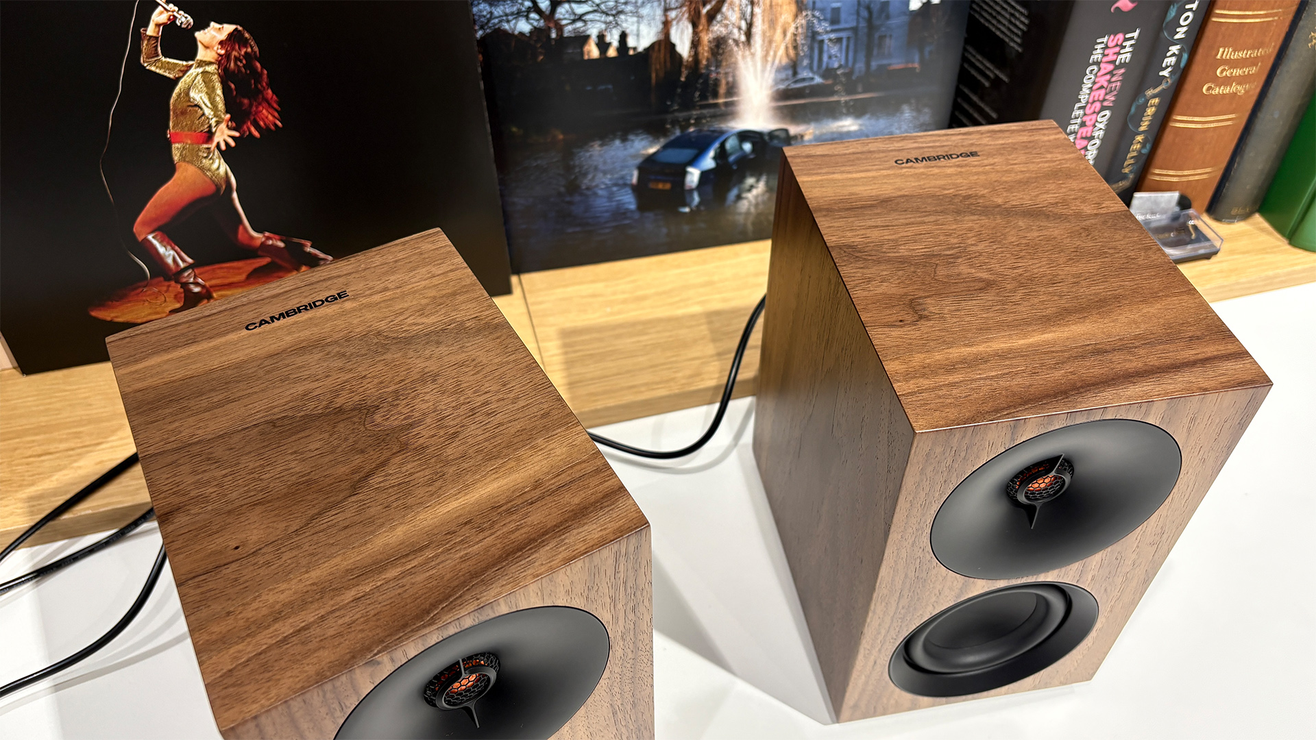 Cambridge Audio L/R S