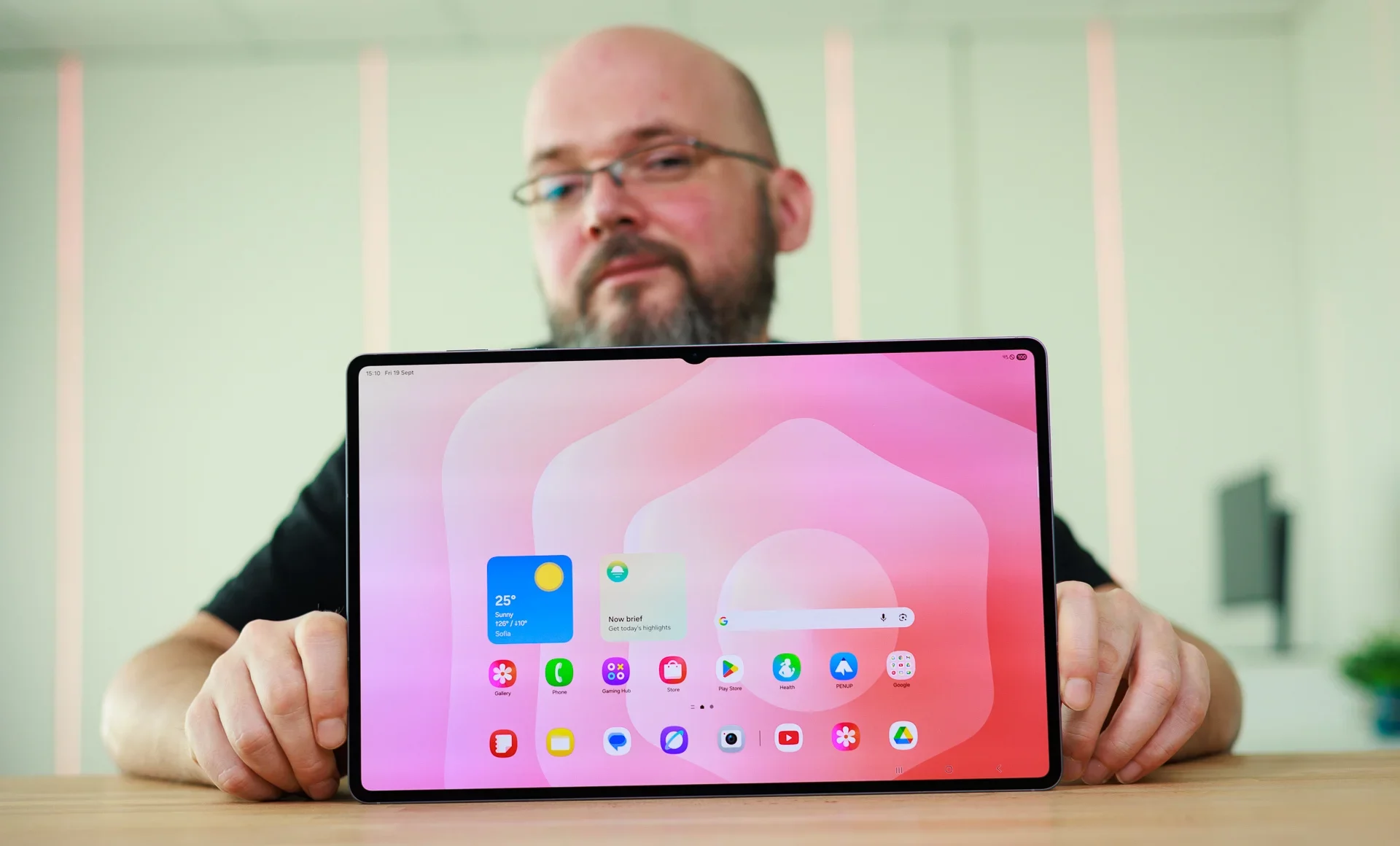 Samsung Galaxy Tab S12 Ultra: стоит ли брать? | DGL.RU