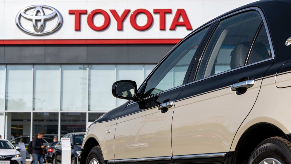 Toyota Crown обновляется: старт продаж новых версий уже объявлен