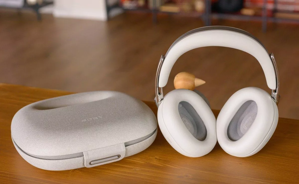 Sony 1000X The Collexion: кожа, сталь и новый звук | DGL.RU