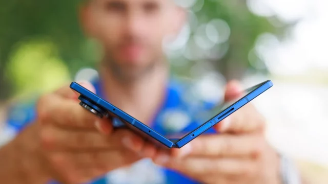 Смартфон Galaxy Z Fold 8 Wide: брать ли? | DGL.RU