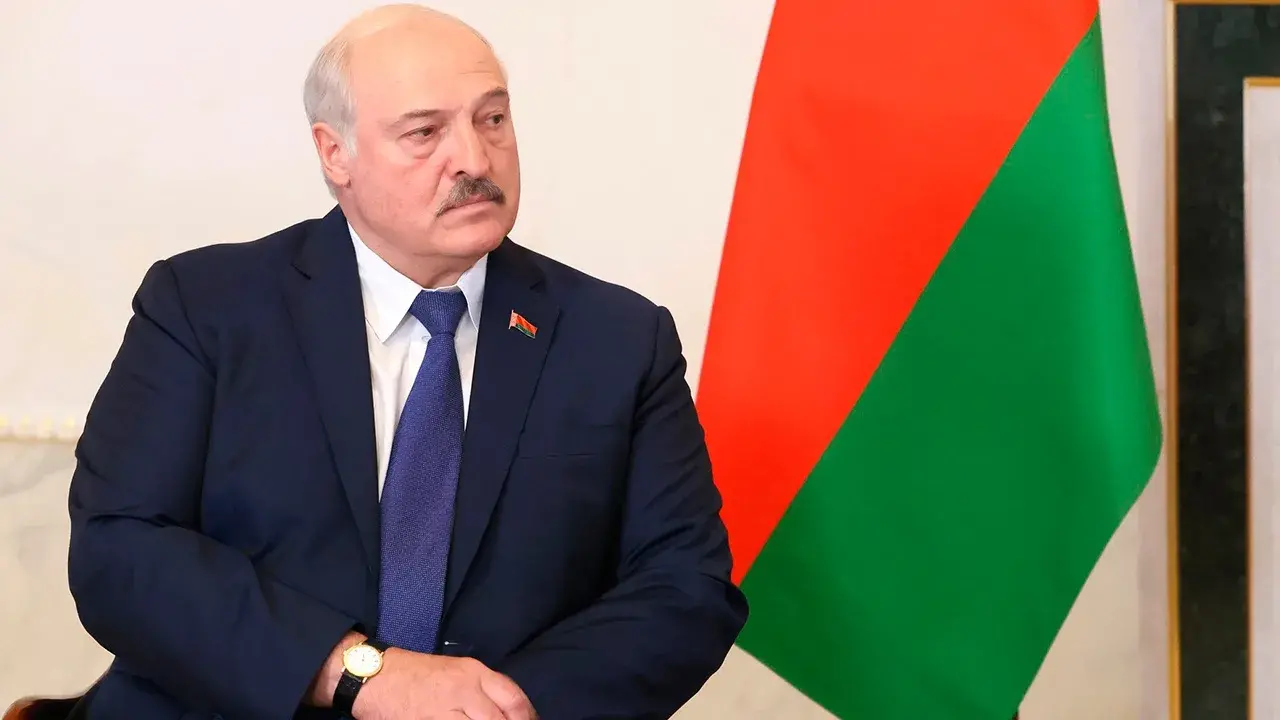 "Если нас кто-то провоцирует и пытается втянуть в войну, думаю, что это плохо обойдется тем, кто пытается это сделать" — Лукашенко об атаке ВСУ на автобус с детской футбольной командой под Брянском