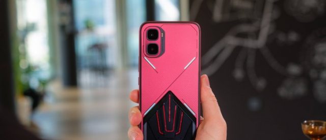 Обзор Infinix GT 50 Pro — крутой игровой хит на 144 Гц