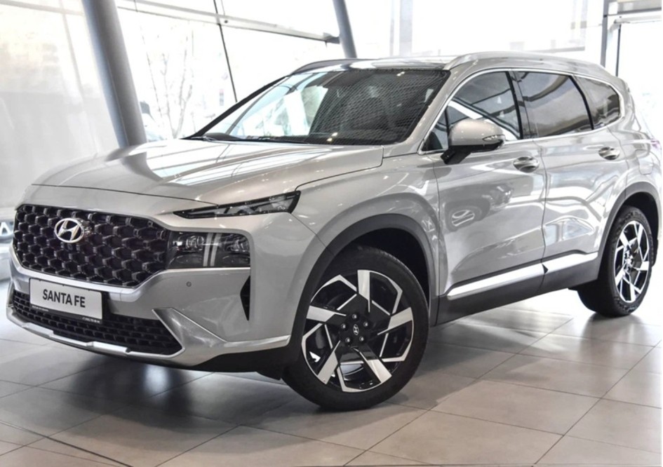 Hyundai Santa Fe V поколения в России: продажи и ценовой разрыв с Китаем