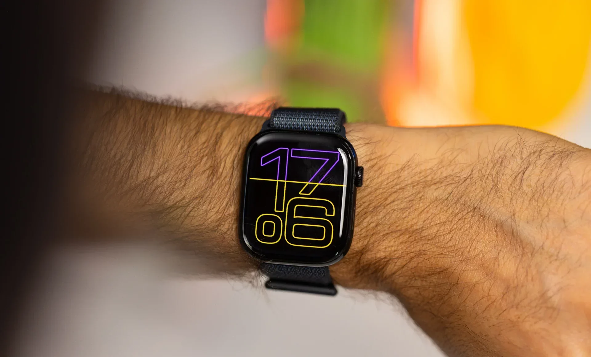 Разминка на десять минут: Apple дарит подарки владельцам Apple Watch за простое упражнение картинка Вызов для Apple Watch Series 10: стоит ли? | DGL.RU