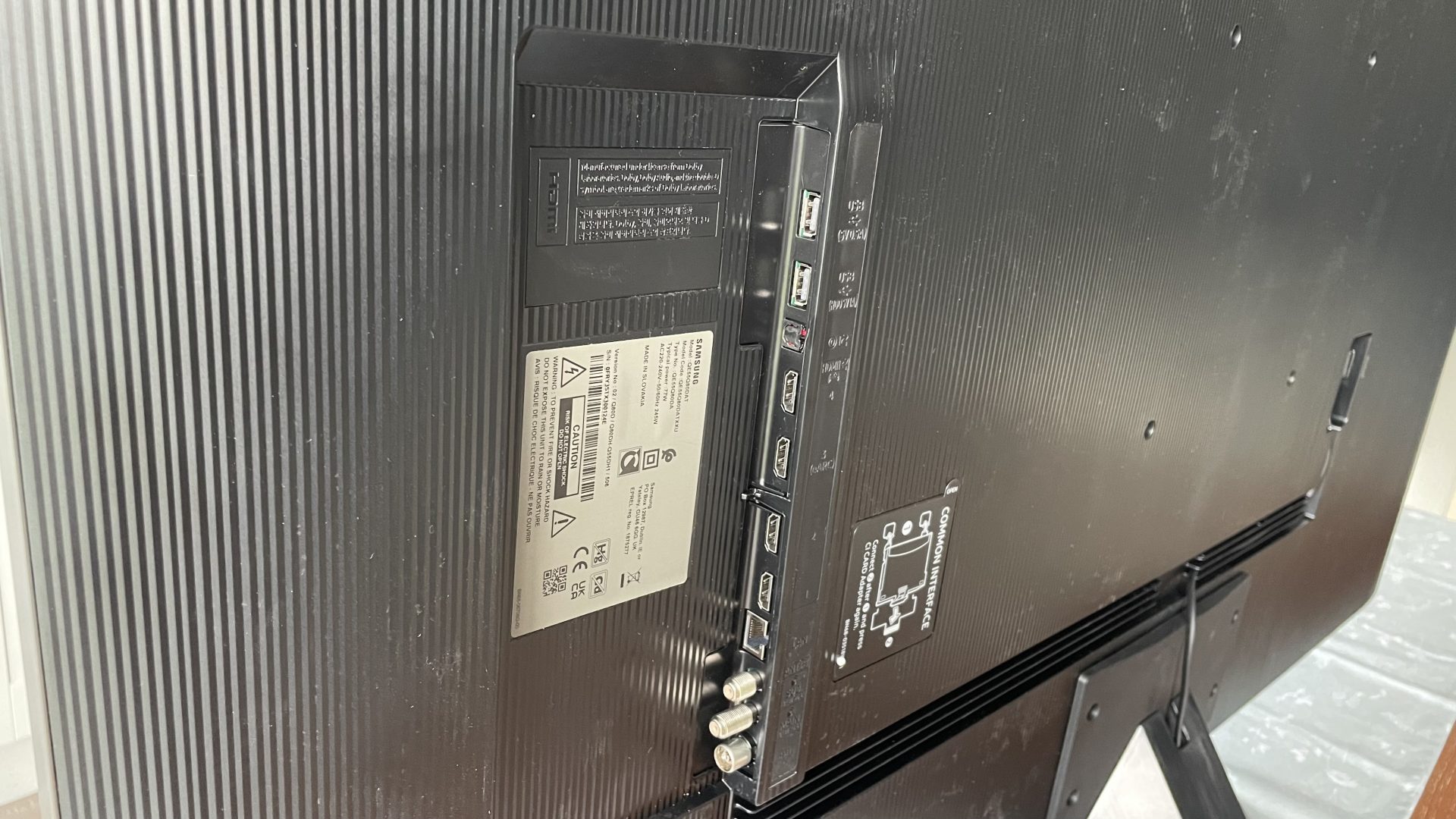 Samsung Q80D