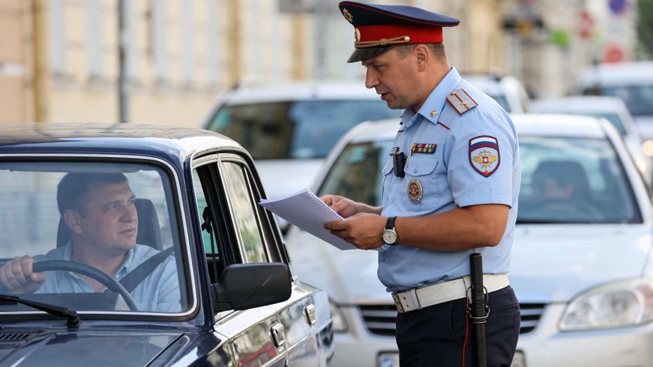 Госавтоинспекция объяснила, что не будет новых штрафов за телефон и тонировку с 1 июля
