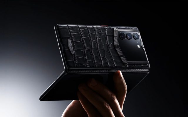 Vertu AlphaFold: роскошь или умный помощник? | DGL.RU