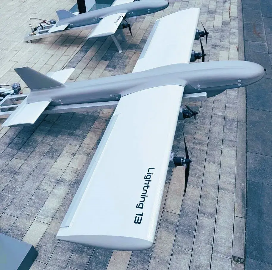"Ростех" представил новая версия дрона-камикадзе "Молниия-2" под названием Lightning 13 ("Молния-13")