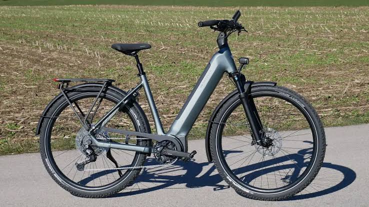 Пробки и топливо больше не проблема: как Gazelle Ultimate T11 может заменить автомобиль в городе
