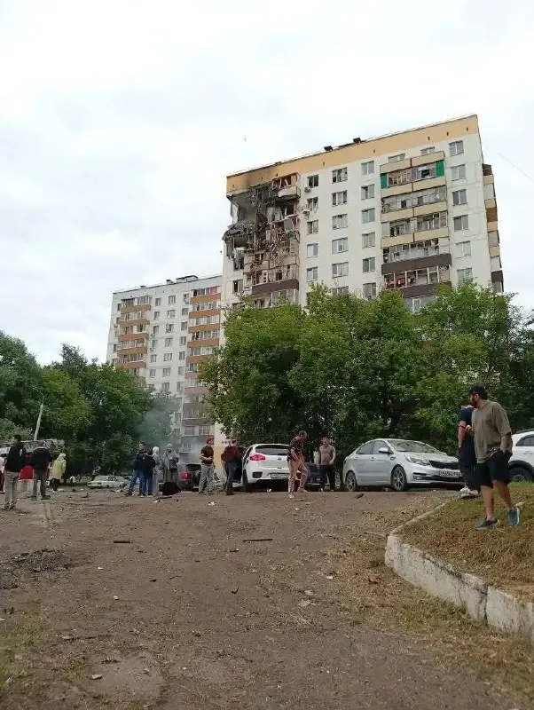 За ночь и утро украинские дроны атаковали ТЭЦ в Симферополе, НПЗ в Нижнекамске и предприятие «Тольяттикаучук» в Самарской области