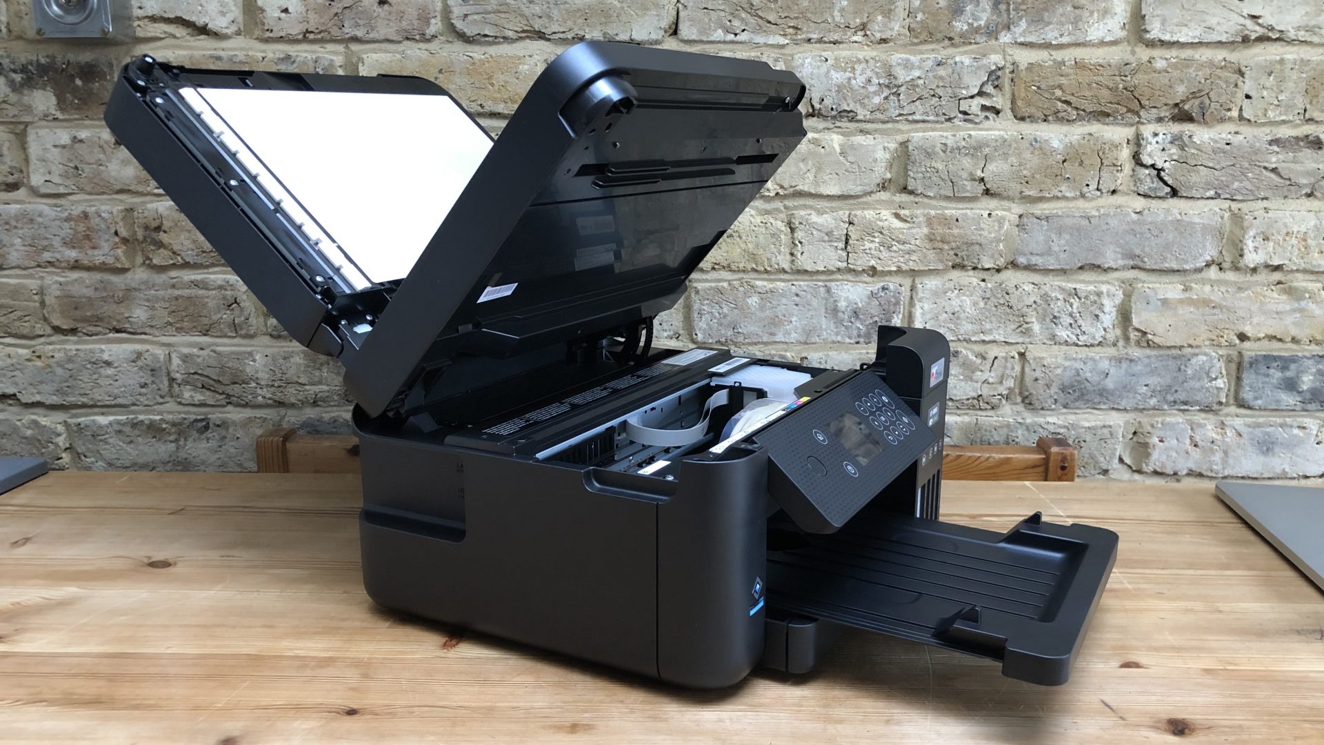 Обзор Epson EcoTank ET-3850 — МФУ с вечным запасом чернил картинка Epson EcoTank ET-3850