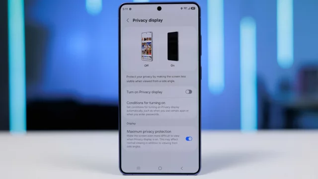 Стоит ли брать Galaxy S26 Ultra ради экрана? | DGL.RU