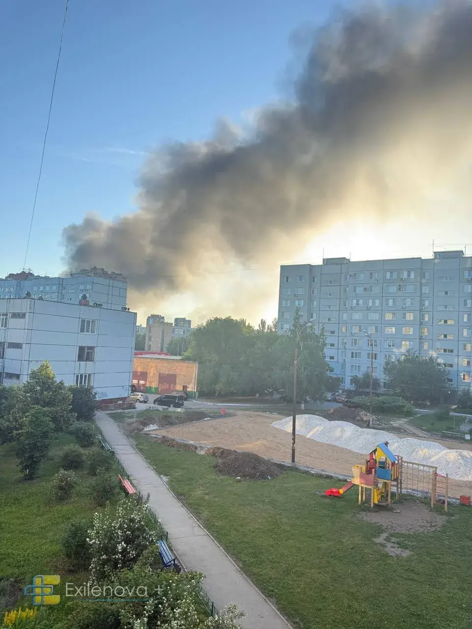 За ночь и утро украинские дроны атаковали ТЭЦ в Симферополе, НПЗ в Нижнекамске и предприятие «Тольяттикаучук» в Самарской области