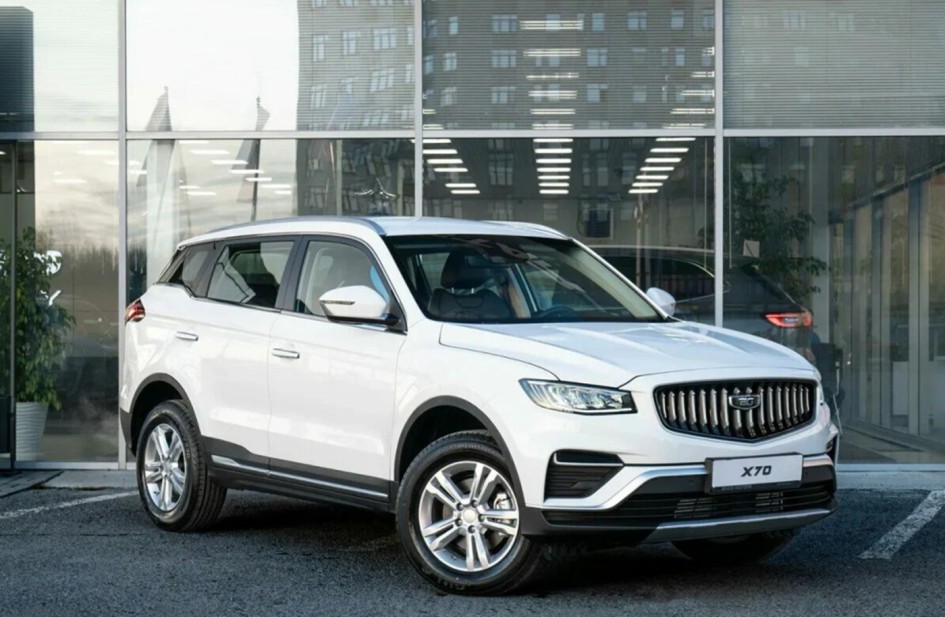 Belgee X70 и Geely Atlas Pro: как локализация влияет на цену и обслуживание кроссоверов