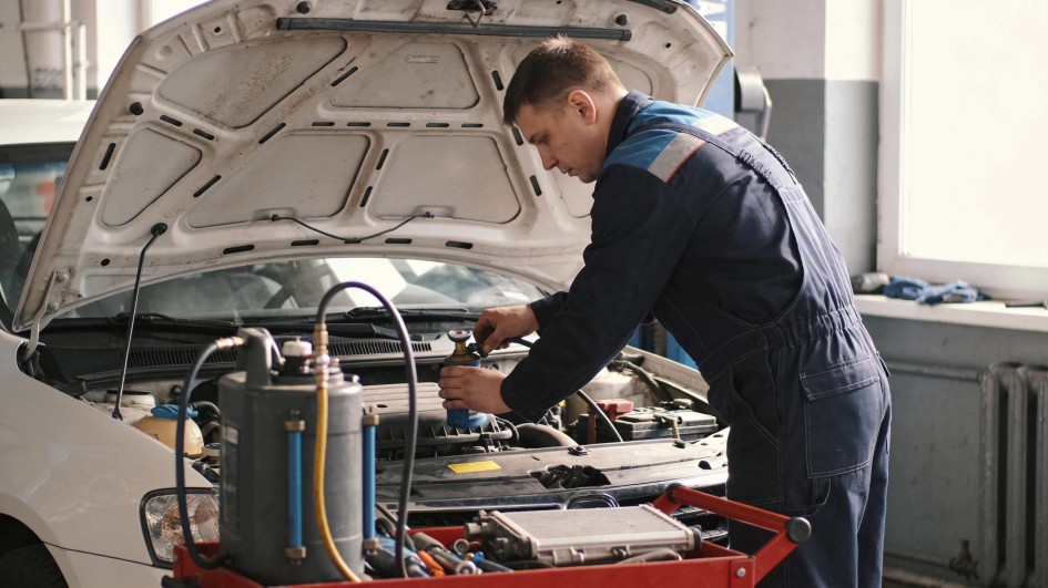 Цены на обслуживание автокондиционеров в России выросли на 23% за год
