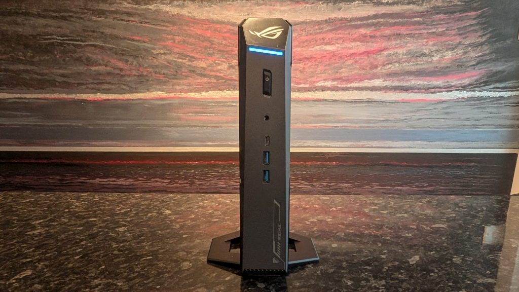 Обзор Asus ROG NUC (2025) — мощный игровой мини-компьютер картинка Asus ROG NUC