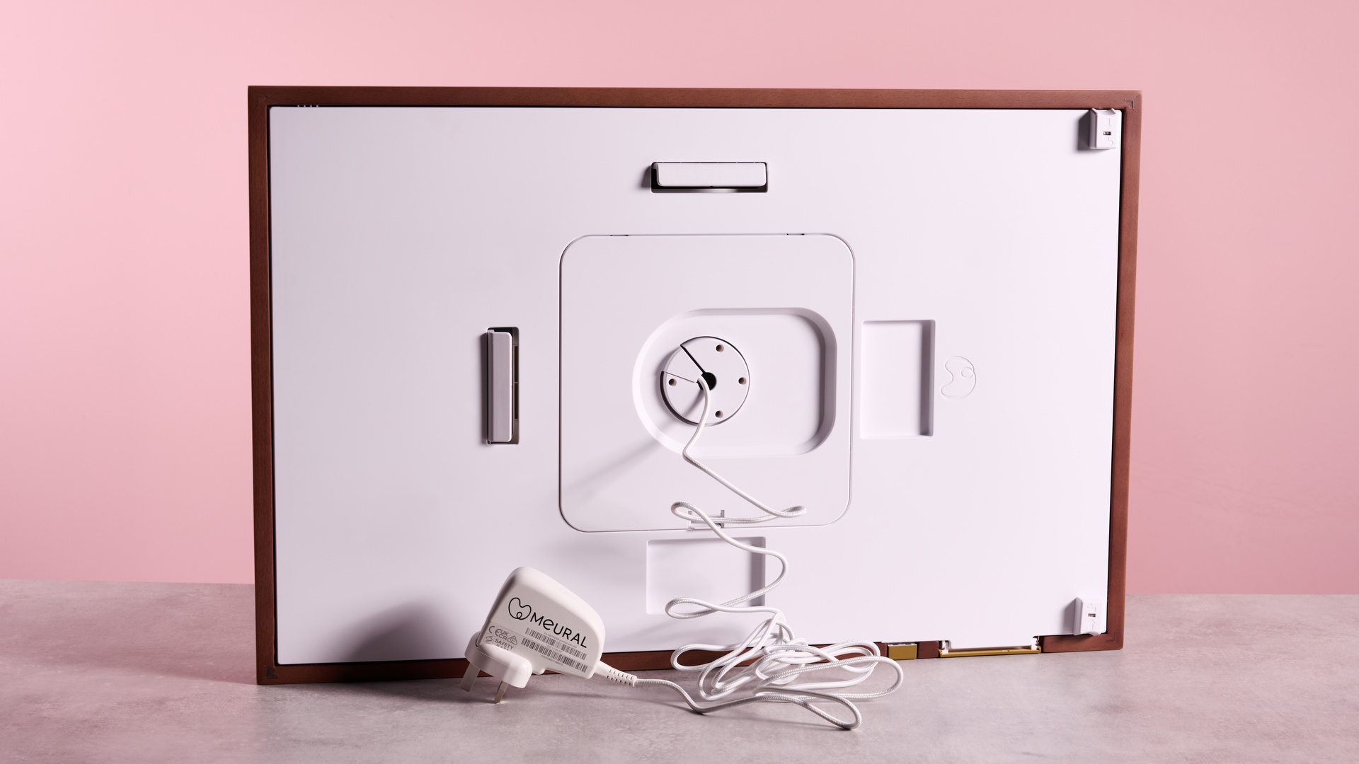 Netgear Meural Canvas II