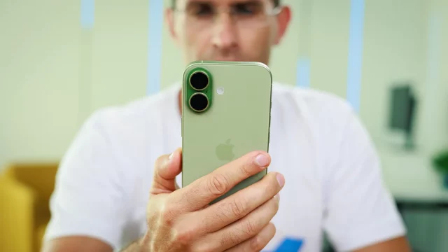 Apple ломает систему: почему этой осенью мы останемся без базового iPhone 18?