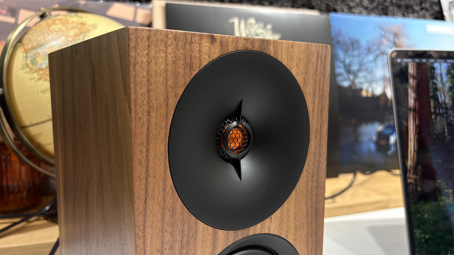 Cambridge Audio L/R S