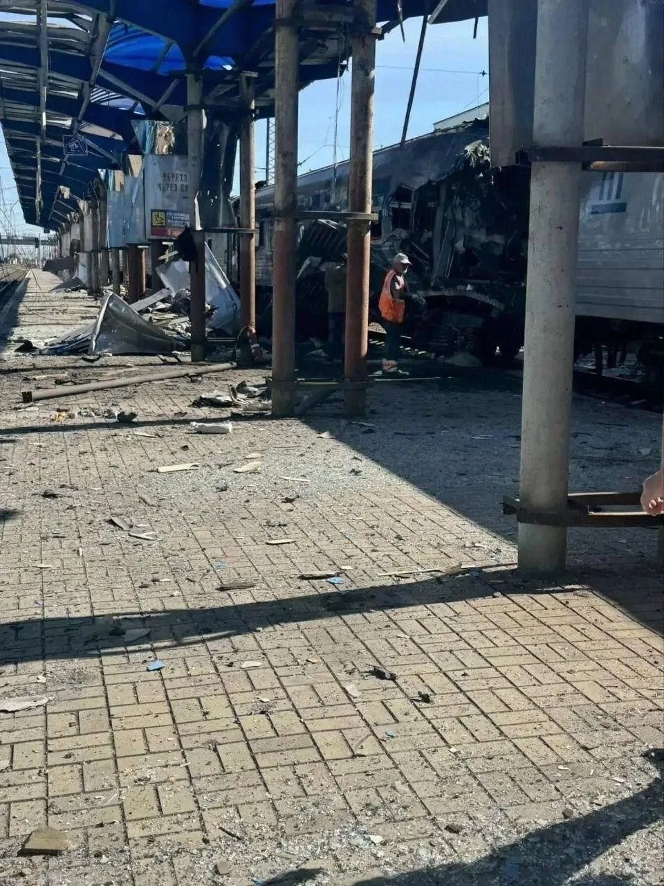 Теракт ВСУ на станции Джанкой: повреждён пассажирский электропоезд