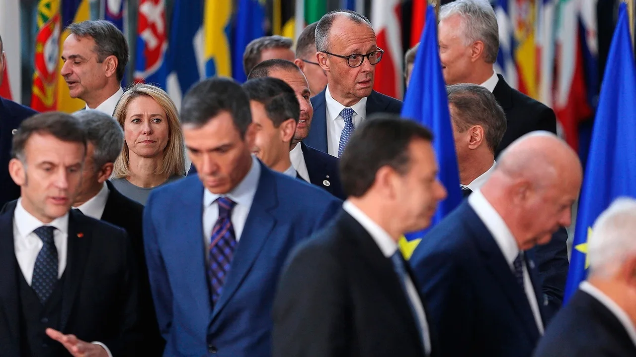 Зеленский снова все испортил: он сорвал ужин лидерам ЕС своим появлением на саммите в Брюсселе