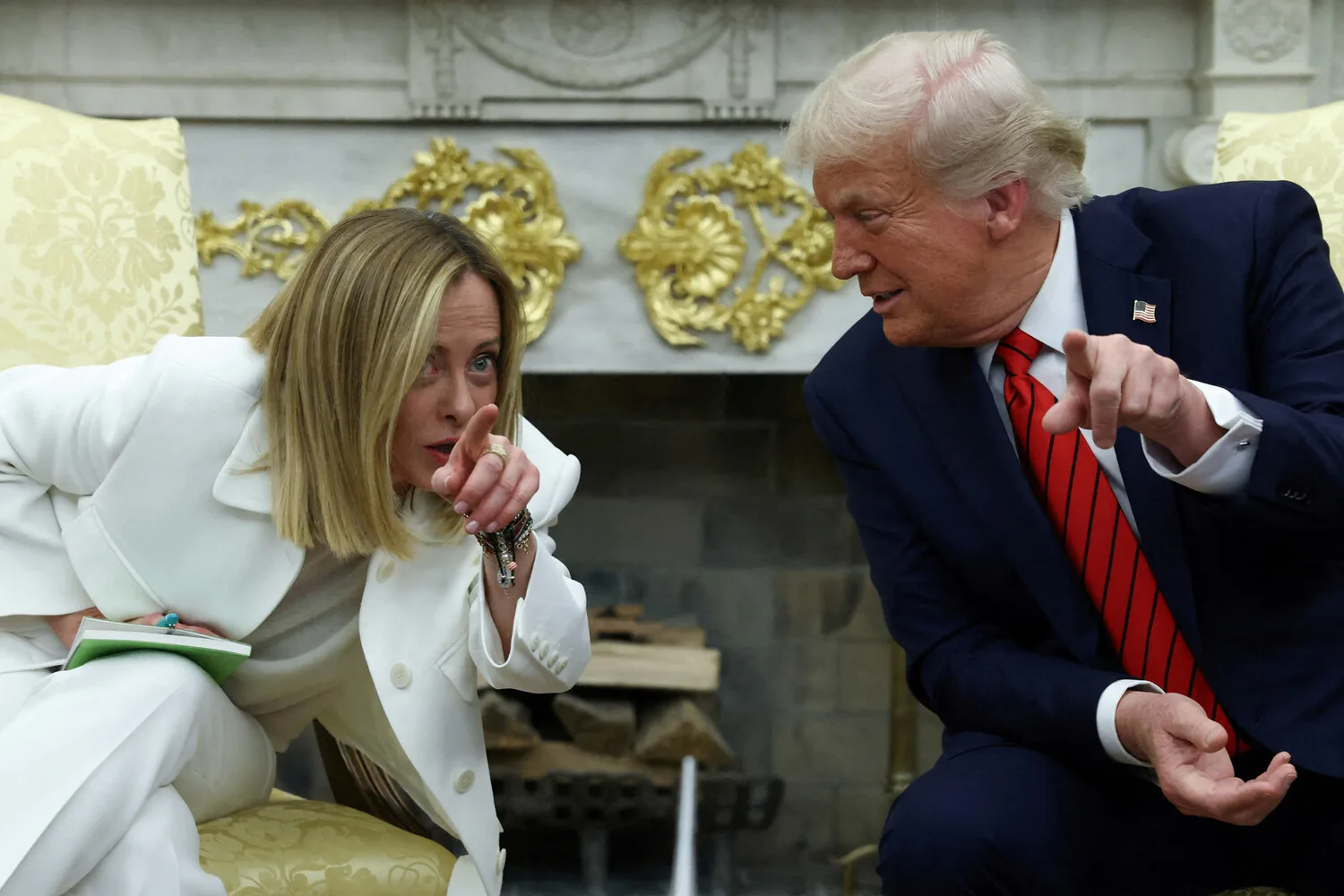 Трамп больше не хочет дружить и фотографироваться с Мелони. Президент США считает, что премьер Италии хочет наладить с ним контакт ради популярности