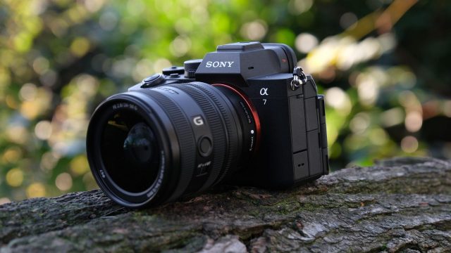 Лучшие объективы для Sony A7 V: обзор и тест | DGL.RU