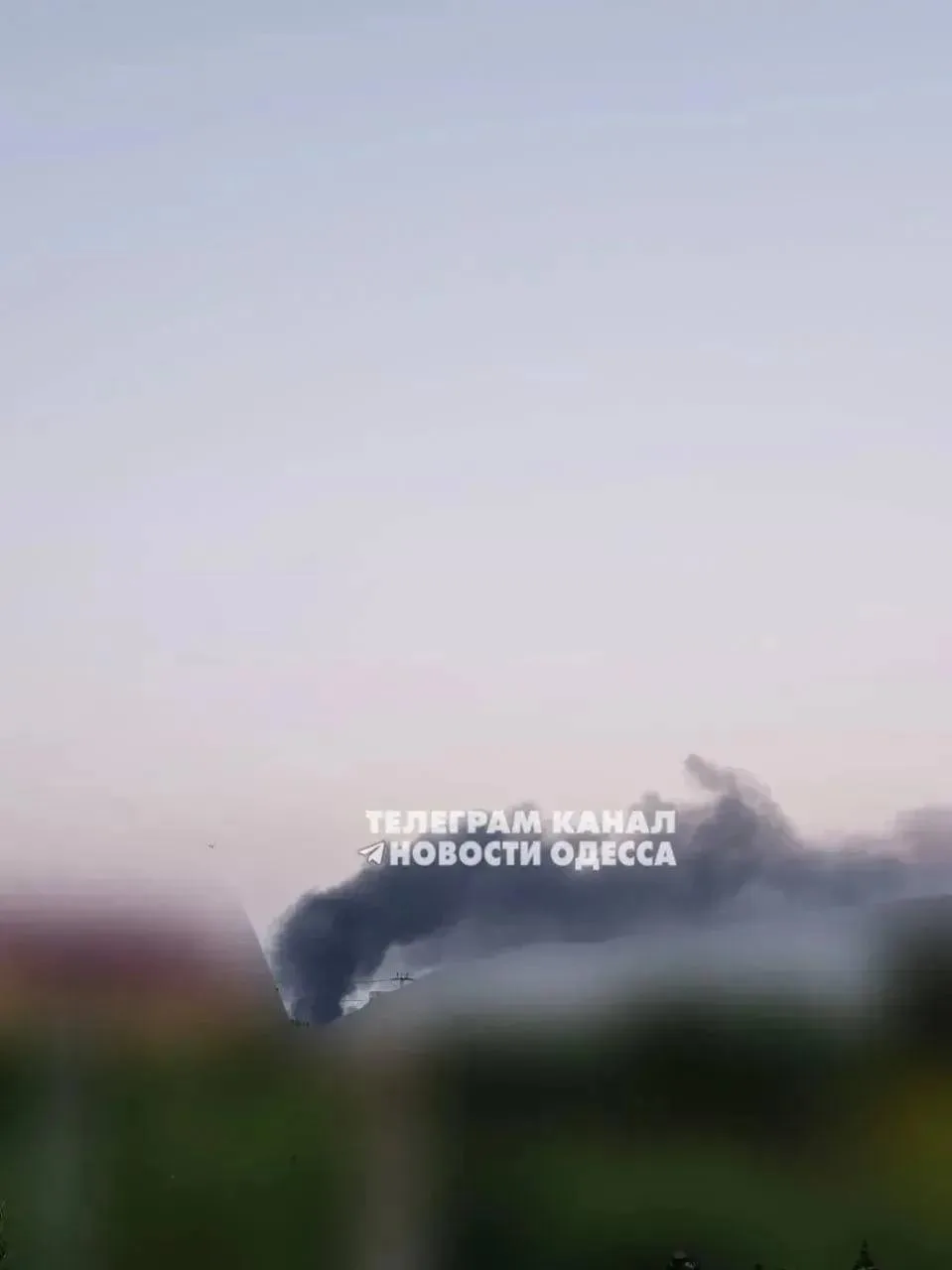 Дым окутал Одессу и Днепропетровск после прилетов. Сокрушительный удар нанесен по Терновской шахте, которая служила логистическим звеном ВСУ