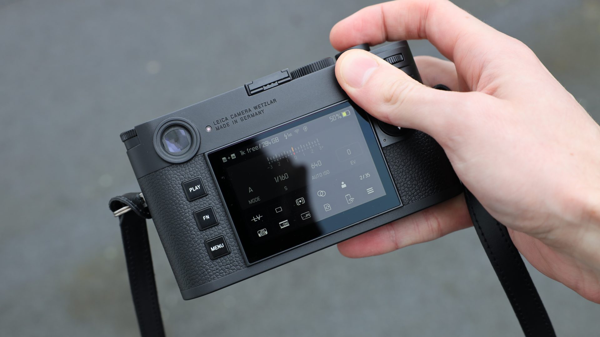 Лучшие камеры Leica в 2026 году: от классических дальномеров до беззеркальных систем картинка Лучшие камеры Leica в 2026 году: гид по выбору | DGL.RU