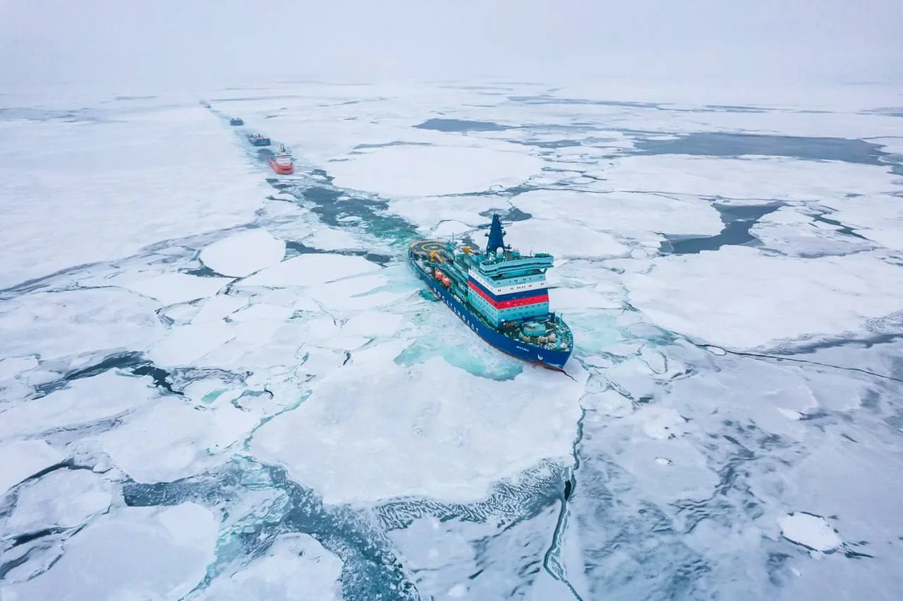 Стартовали работы по экологическому мониторингу в акватории Северного морского пути