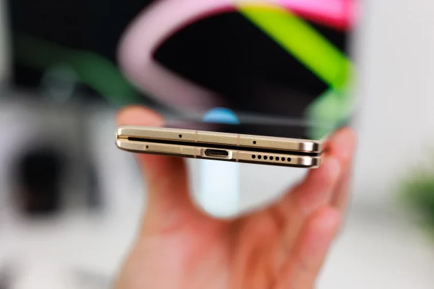 Honor Magic V6