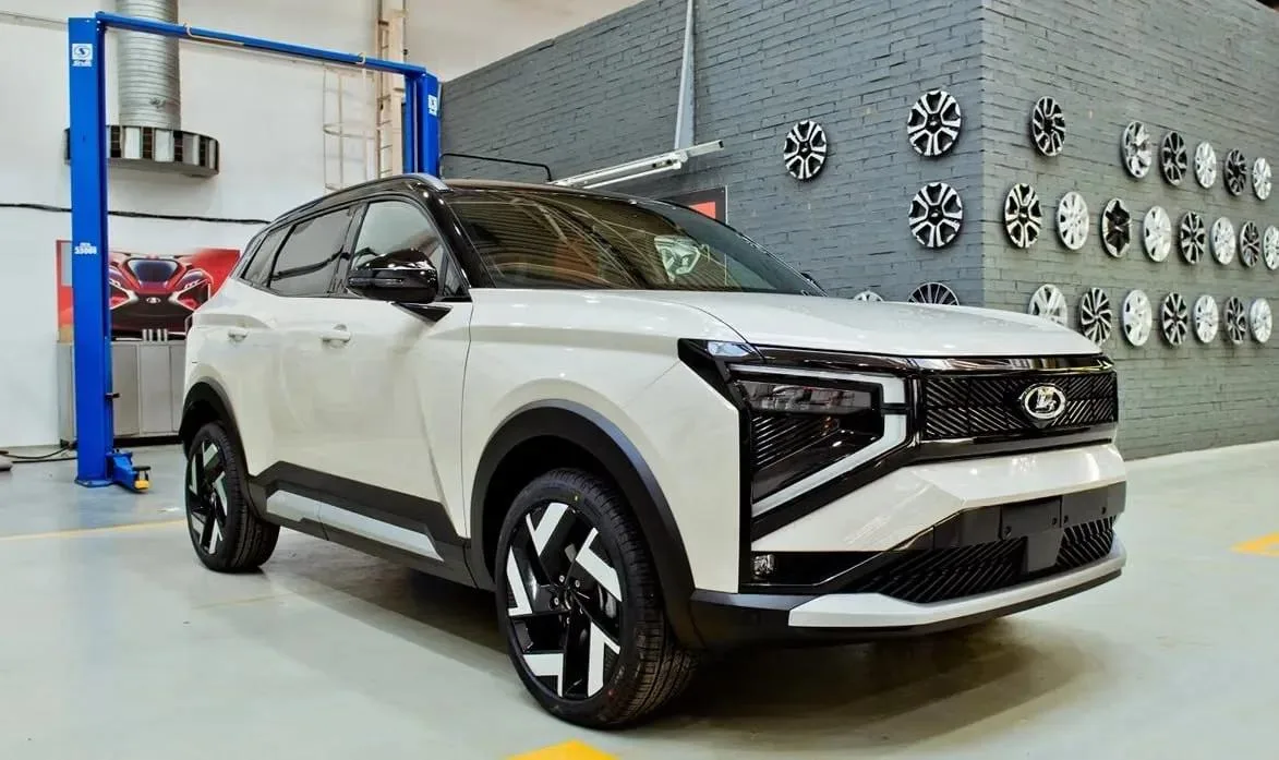 АвтоВАЗ готовит 500-сильный гибридный Lada Azimut