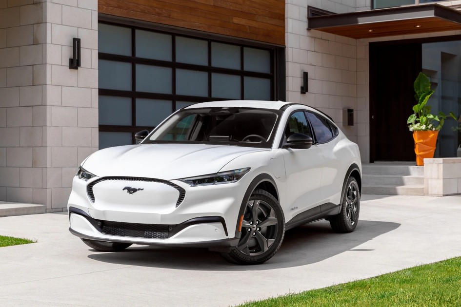 Коллективный иск к Ford: владельцы требуют долю от возврата пошлин