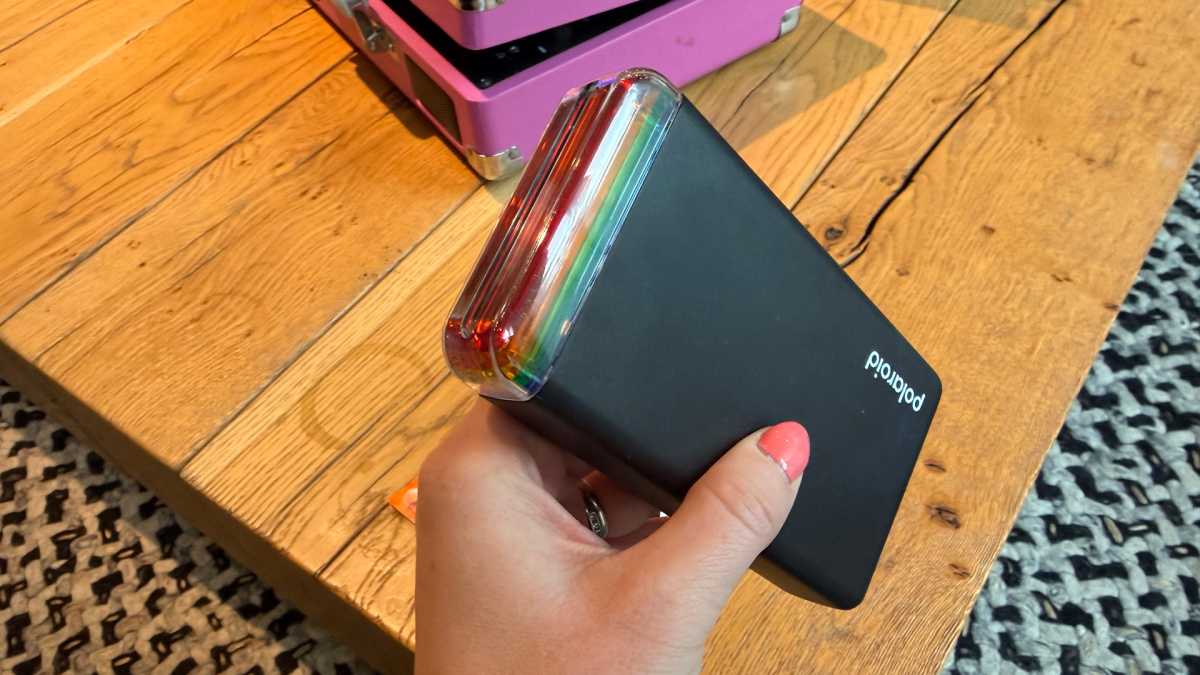 Обзор Polaroid Hi-Print Generation 2 - карманная магия моментальной печати картинка Фотопринтер Polaroid Hi-Print Gen 2: обзор | DGL.RU