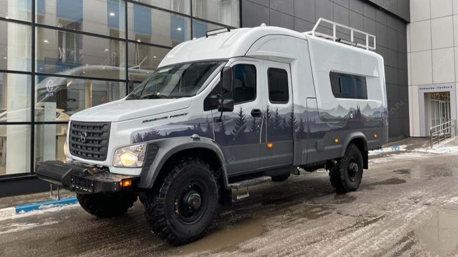 Автодом на базе ГАЗ С41А23 Садко Next: стеклопластик, дизель и полный привод 4х4
