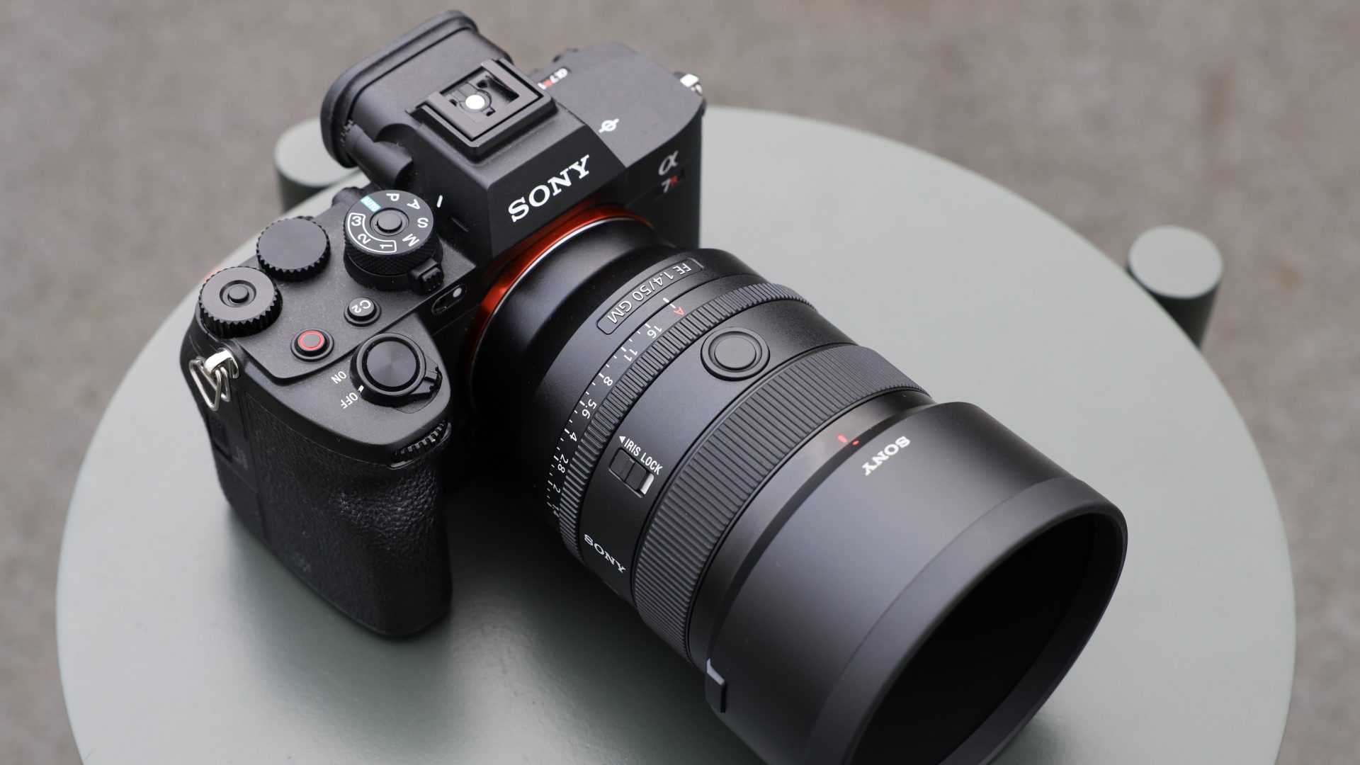 Выбираем лучшие объективы Sony с байонетом E | DGL.RU