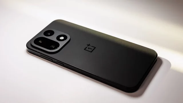 Смартфон OnePlus: куда уйдут покупатели марки? | DGL.RU