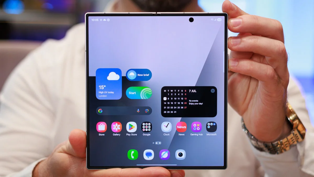 Смартфоны серии Galaxy Z 8 покажут 22 июля | DGL.RU
